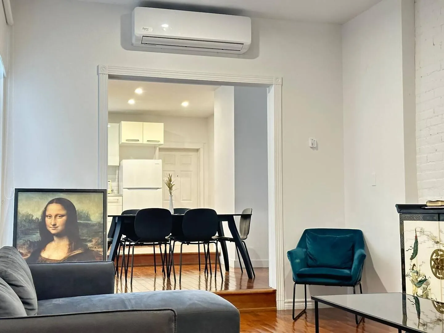 3 Bd A Saint Denis Apartment Montreal